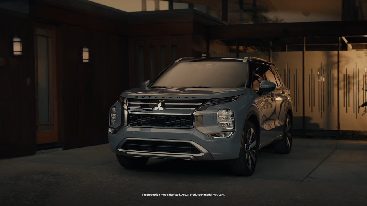 Dean Wendt VO That's Real - Mitsubishi commercial voiceover demo